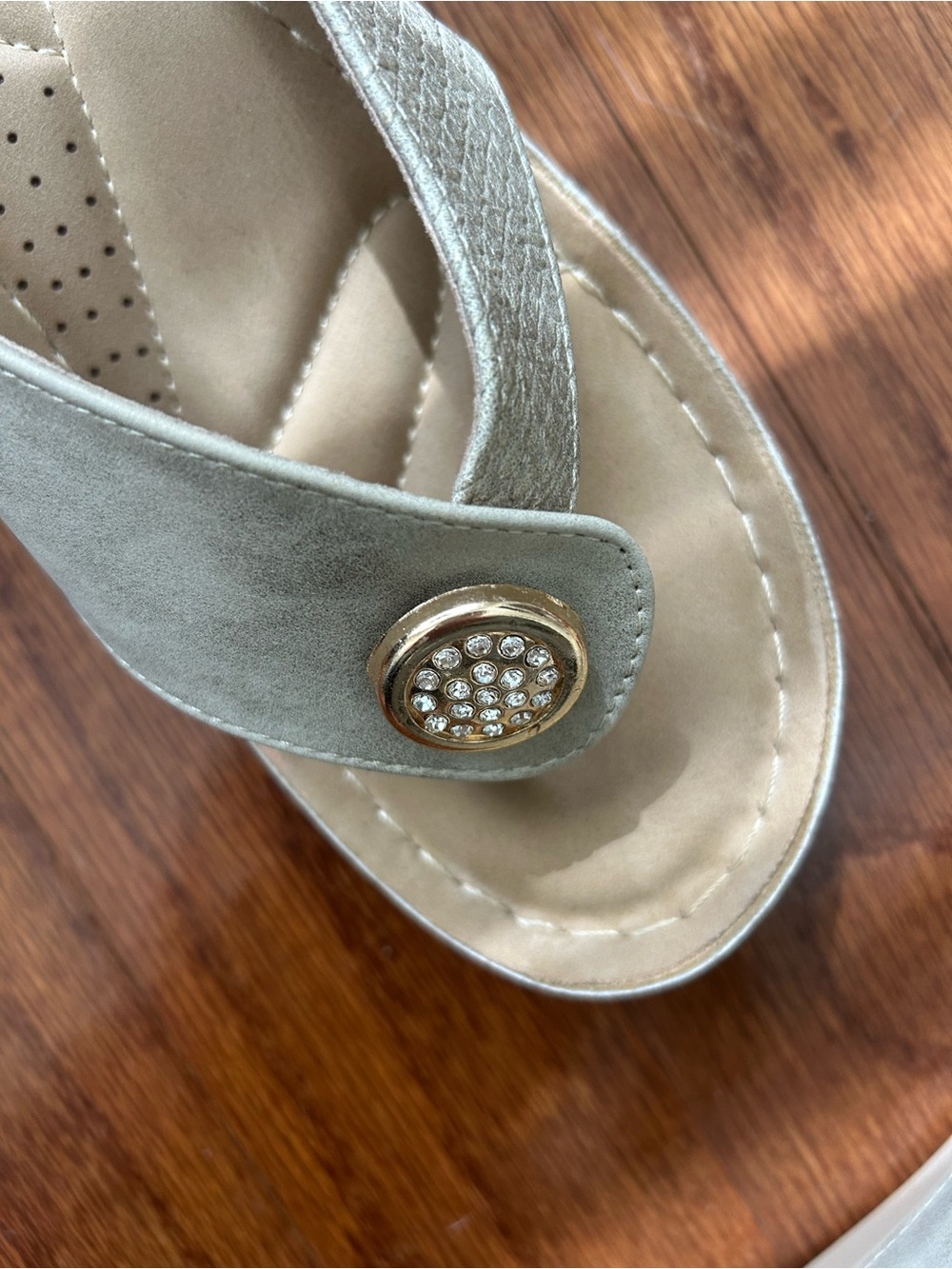 Good Choice Dafni Thong Wedge Sandal..Size 8.5 - Picture 4 of 6